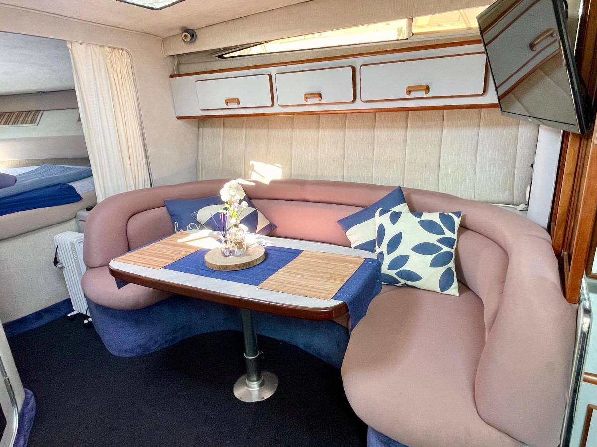 Yacht Hotel Barcelona Сан-Адриан-де-Бесос Экстерьер фото